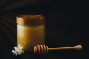 Read more about the article More Unique Healing Properties of Honey